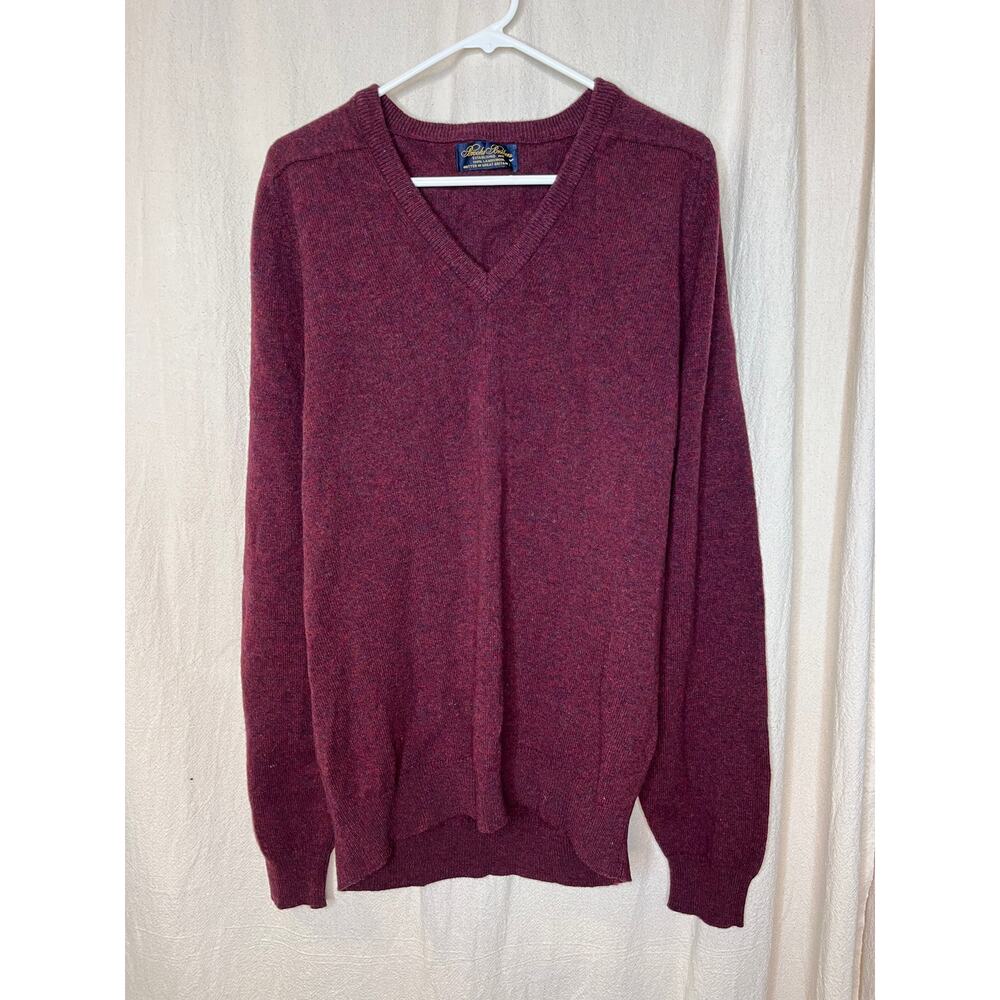 1980s Brooks Brothers Maroon Rainbow Speckled Wool Old Money V Neck Sweater L